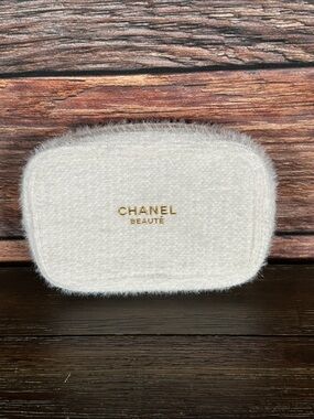 CHANEL Beauté Cream Fuzzy Sparkle Cosmetic Pouch with Gold Logo
